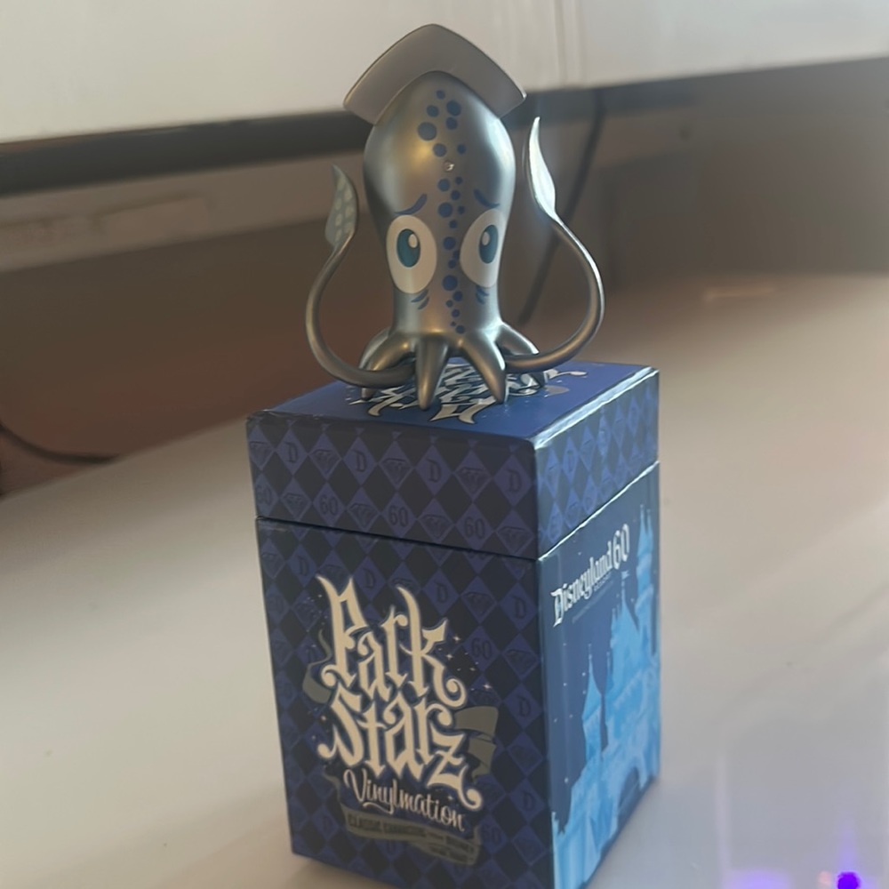 Disneyland Park Starz Vinylmation Diamond Celebration 2000 leagues under the Sea